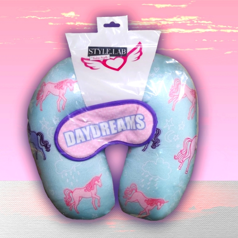 Kawaii Travel Neck Pillow + Eye Mask Set
